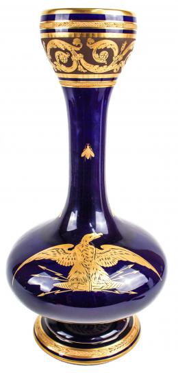 658 - JARRON EN PORCELANA  SEVRES