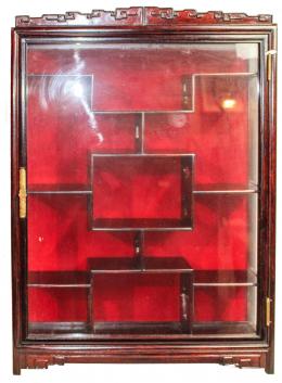411 - VITRINA ORIENTAL DE PARED