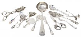 779 - PEQUEÑO LOTE CUBIERTOS EN PLATA
