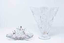 41 - VIOLETERO Y CENTRO DE MESA EN CRISTAL