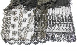 898 - MANTILLA Y CHAL EN ENCAJE COLOR NEGRO
