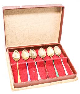 745 - COLECCIÓN DE SEIS CUCHARITAS
