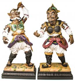 442 - PAREJA DE FIGURAS ORIENTALES