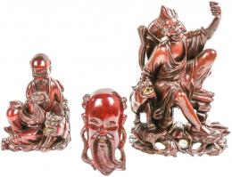 688 - TRES FIGURAS ORIENTALES