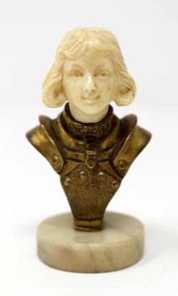 932 - FIGURA CRISOELEFANTINA