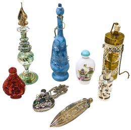 659 - LOTE DE 8 BOTELLAS PERFUMERO