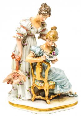 790 - GRUPO EN PORCELANA