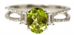 85 - ANILLO CON BRILLANTES Y OLIVINA