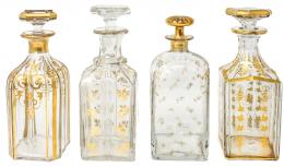 29 - CUATRO BOTELLAS LICORERAS S.XIX