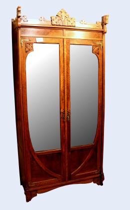 282 - VITRINA MODERNISTA DE PRINCIPIOS DEL S.XX.