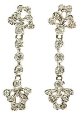 269 - PENDIENTES LARGOS CON BRILLANTES