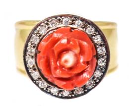 149 - ANILLO CON ROSA DE CORAL