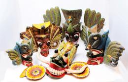 491 - CINCO MASCARAS BALINESAS
