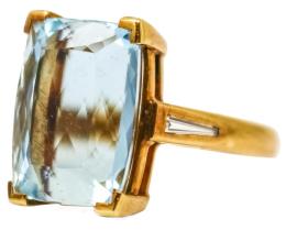 67 - ANILLO CON AGUAMARINA