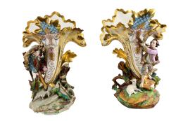 474 - PAREJA DE JARRONES ISABELINOS DEL ULTIMO TERCIO DEL S.XIX