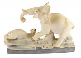447 - FIGURA EN PORCELANA CENTROEURPOA 