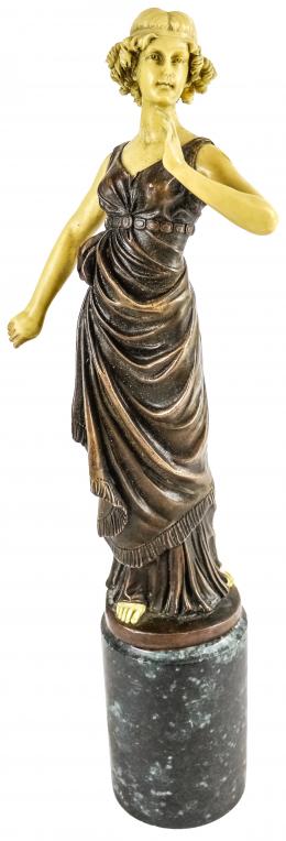 820 - FIGURA EN BRONCE Y SIMIL MARFIL