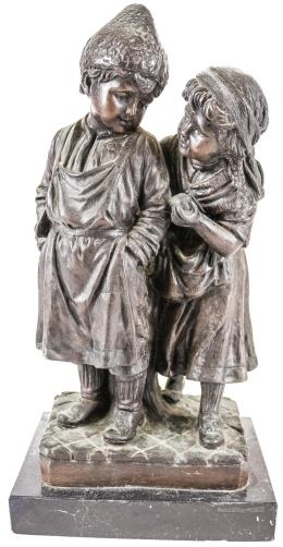 810 - ESCULTURA EN BRONCE "PAREJA DE NIÑOS"