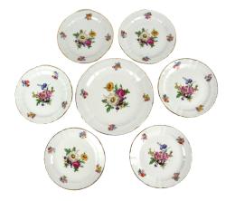456 - JUEGO DE POSTRE EN PORCELANA DE MEDIADOS DEL S.XX