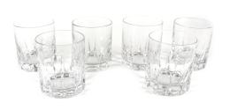 17 - CONJUNTO DE SEIS VASOS DE WHIKY DEL ÚLTIMO TERCIO S.XX