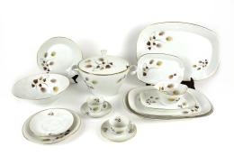498 - VAJILLA EN PORCELANA "SANTA CLARA"