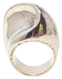 68 - ANILLO DE DISEÑO PUIG DORIA