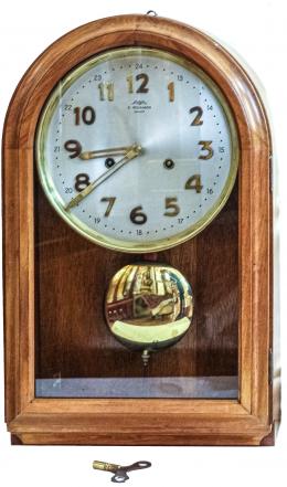 752 - RELOJ DE PARED AÑOS 30
