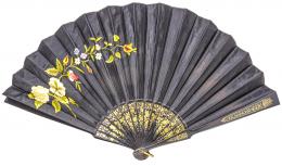 749 - ABANICO CON ESTUCHE DE PRINCIPIOS DEL S.XX
