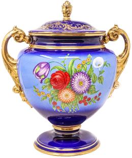 413 - JARRÓN CON TAPA DE PORCELANA DE MEDIADOS DE SIGLO XX