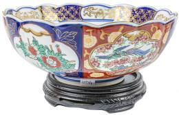 373 - CENTRO EN PORCELANA JAPONESA DE MEDIADOS DEL S.XX