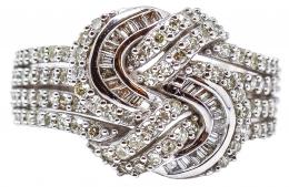 173 - SORTIJA CON DIAMANTES