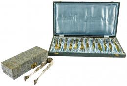 886 - CONJUNTO DE CUBIERTOS DE POSTRE Y PINZAS PRIMER TERCIO S.XX