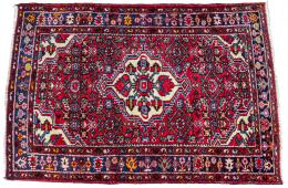 6 - ALFOMBRA ORIENTAL DEL ÚLTIMO CUARTO DEL S.XX