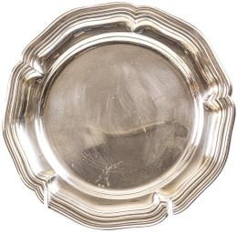 748 - PLATO EN PLATA DE MEDIADOS DEL S.XX