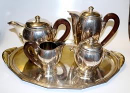 1084 - SERVICIO DE CAFÉ Y TÉ EN METAL PLATEADO