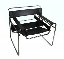 371 - SILLÓN WASSILY