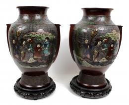 451 - PAREJA DE JARRONES EN BRONCE Y CLOISONÉ