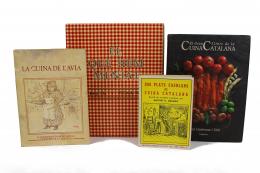 274 - CUATRO LIBROS DE COCINA