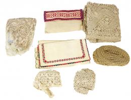 796 - LOTE VARIADO DE ENCAJES Y BOLSITAS DE ROPA