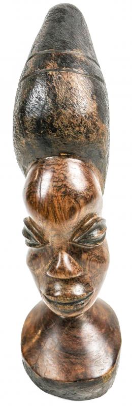 397 - BUSTO DE JOVEN
