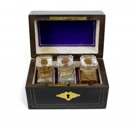 972 - CAJITA PERFUMERO NAPOLEON III