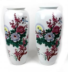 447 - PAREJA DE JARRONES CHINOS EN PORCELANA
