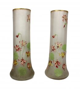 62 - PAREJA DE JARRONES ESTILO "ART NOUVEAU"