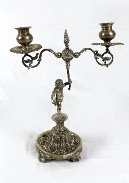 749 - CANDELABRO