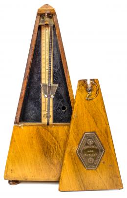 967 - METRONOMO FRANCÉS DE PPS. DEL S.XX