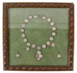 111 - COLLAR Y PENDIENTES