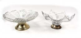 32 - DOS CENTRO DE MESA  EN CRISTAL Y  PLATA