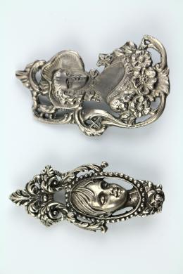134 - PAREJA DE BROCHES "BUSTOS" EN PLATA
