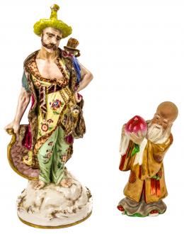 456 - DOS FIGURAS DE PORCELANA