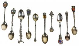 748 - LOTE DE CUCHARITAS DE COLECCIÓN EN PLATA
